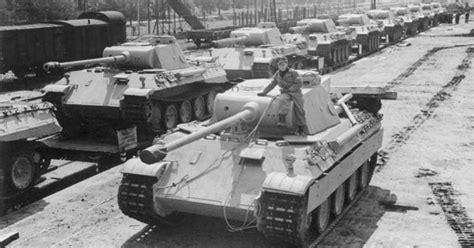 Top 25 Facts About The Panther Tank, A German WW2 Combat Monster | War ...