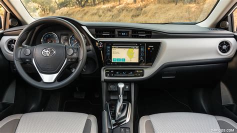 2017 Toyota Corolla LE Eco (Super White) - Interior, Cockpit | HD Wallpaper #38