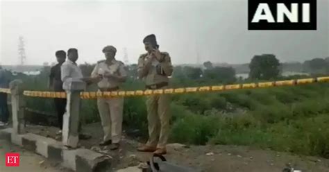 GEETA COLONY: Body parts of a chopped woman found near east Delhi's ...