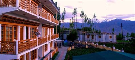 Hotel Naro Leh - Deal Hotel HD Photos & Reviews