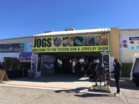 Tucson Gem Show 101