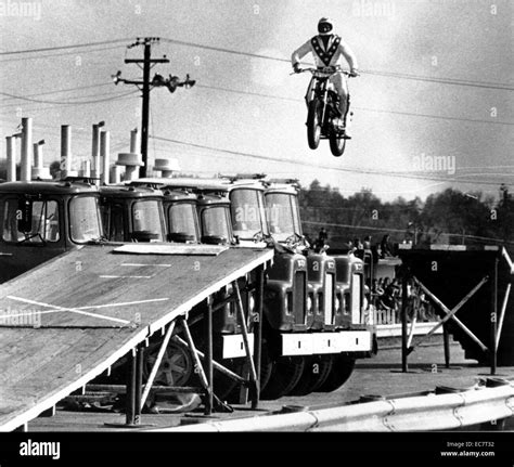 Evel knievel, snake river canyon Black and White Stock Photos & Images ...
