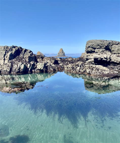 Dramatic sunrise on the Sierra Nevada, near Lone Pine from the Owens ...