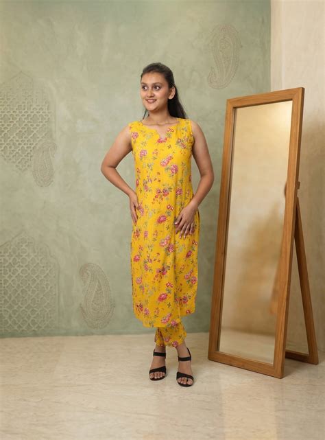 Yellow Printed Cotton straight Co-ord set – INDIESHADES