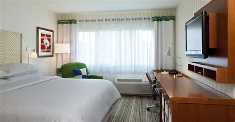 Hotel Holiday Inn Express Columbus Airport - Easton by IHG, USA - www ...