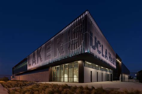 UCLA-HEALTH-TRAINING-CENTER_ROSSETTI-this-1 | VCA Green