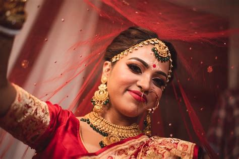 Best Props for a Memorable Bengali Wedding Photoshoot [2025]