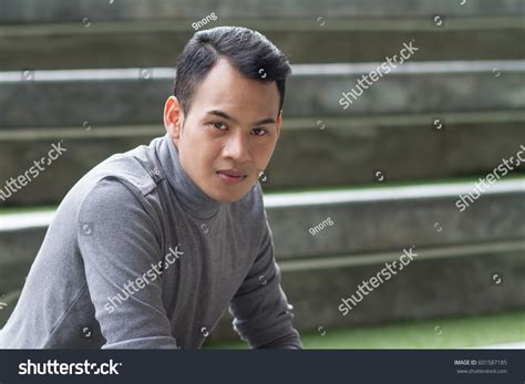 East Asian Person 的图像结果