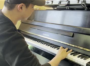 Fastest Chromatic Scale Ever 的图像结果