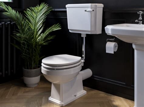 One Piece Toilet Vs Two Piece Toilet: Know the Difference | Lipka Home