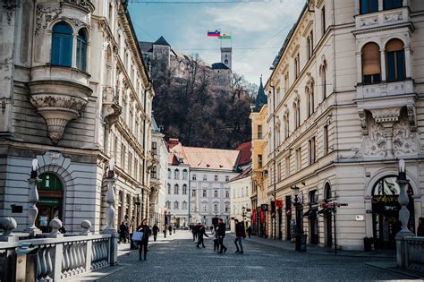 Is Kira a Russian name?