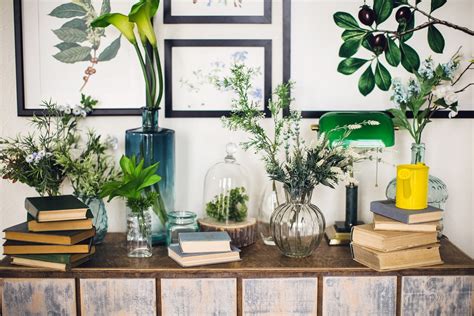 Master the Art of Display - Learn how to Turn Heads with Your Decor ...