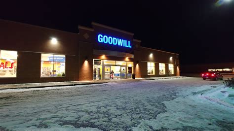 GOODWILL - APPLE VALLEY - 7320 153rd St W, Apple Valley MN - Hours, Directions, Reviews - Loc8NearMe