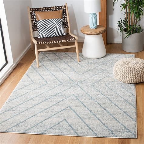 Safavieh Adirondack 4 X 6 (ft) Light Gray/Light Blue Indoor Geometric ...
