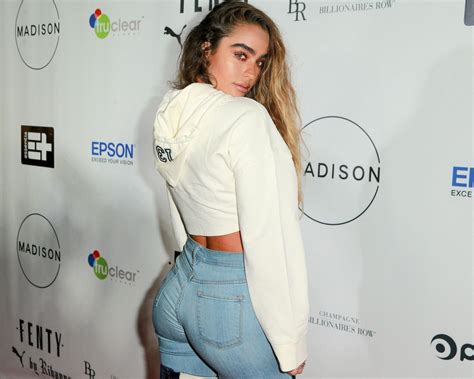 Who is Sommer Ray, Machine Gun Kelly’s Instagram model girlfriend? - cleveland.com