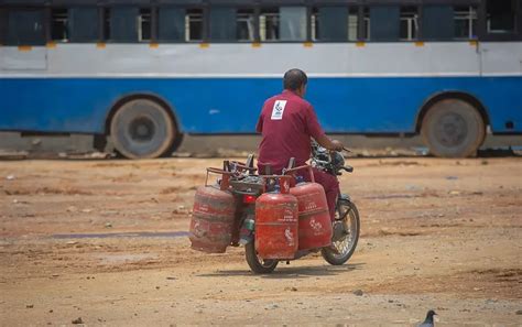 LPG-to-PNG switch faces mixed rollout