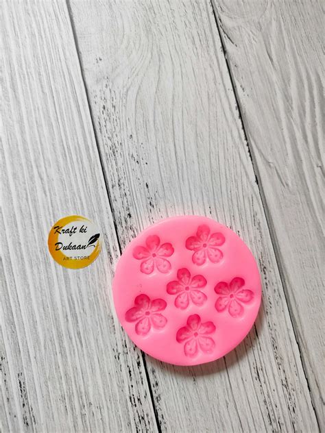 6 Cavity Flower Pink Mould – Kraft ki Dukaan