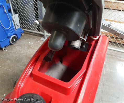 Betco Stealth ASD26BT floor scrubber in Wichita, KS | Item NV9201 sold ...