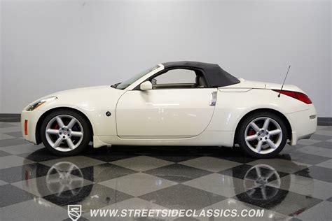 2004 Nissan 350Z | Classic Cars for Sale - Streetside Classics