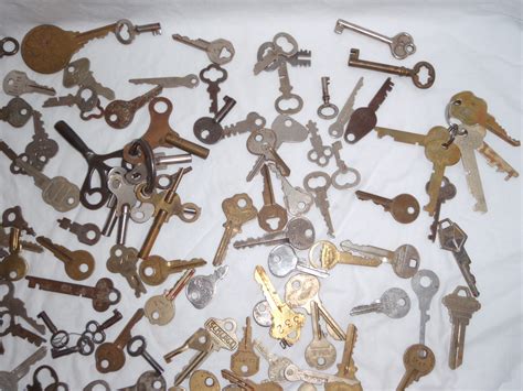 Antique Keys - All types & Uses - | Collectors Weekly