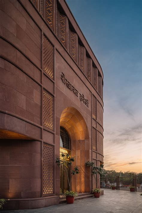 Sunita Shekhawat’s Meenakari Museum is a palace of discoveries ...