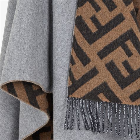 FF Poncho Wool Gray | Fendi