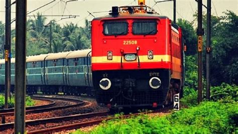 कहां है आपकी ट्रेन? इन ऐप्स से चेक कर सकते हैं Train Running Status ...