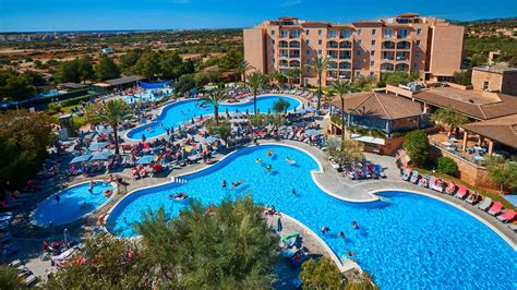 protur-monte-safari-holiday-village-cala-bona-mallorca-52.jpg