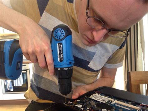 Computer Wall Connection 的图像结果