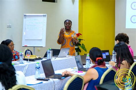 Child Protection Committee 的图像结果