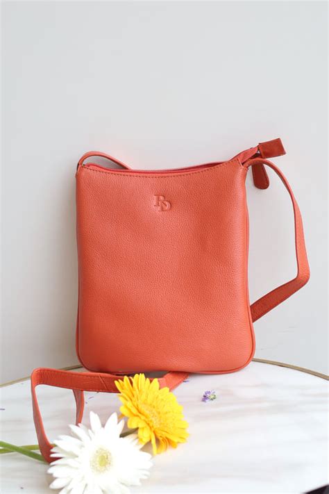 Your Go-to Cross body bags – RegalDesigns