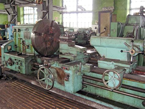 Repairing Old Machine Tools 的图像结果