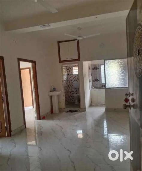 Open Dining 2BHK Apartment Available for rent in Dum Dum Metro. - For ...