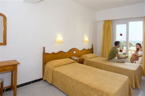 HOTEL HSM EUROPA (El Arenal, Majorca) - Hotel Reviews & Photos ...