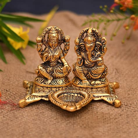 DesiDiya® Laxmi Ganesh Idol Showpiece with Diya/Lord Idol with Diya/Di