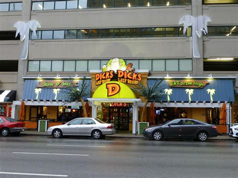 DICK'S LAST RESORT, Indianapolis - Downtown Indianapolis - Restaurant ...