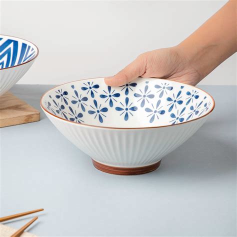 Umai Autumn Floral Ceramic Ramen Bowl Blue And White 900 ml