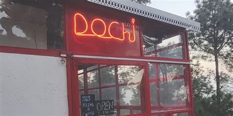 Dochi Pizzeria & Coffee House l Dochi Cafe Kasauli I Kasauli