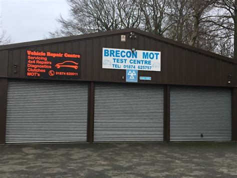 Computer Shop in Brecon 的图像结果