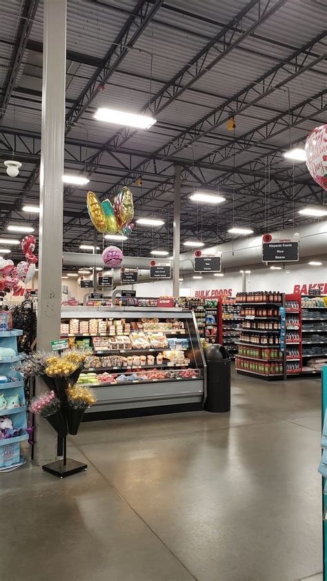 WINCO FOODS - 3100 Pacific Blvd SE, Albany OR - Hours, Directions ...