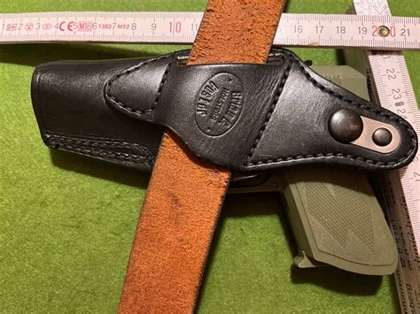 Brian Foster Holsters 的图像结果