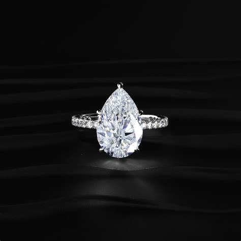 Guide to Choose the Perfect Band for Solitaire Ring | Earthly Jewels
