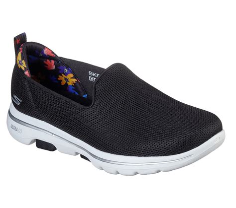 Skechers Black/White Go Walk 5 Gaze Womens Slip On - Style ID: 15950 ...