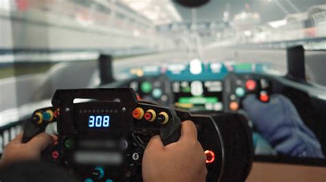 F1 Simulator Racing 的图像结果