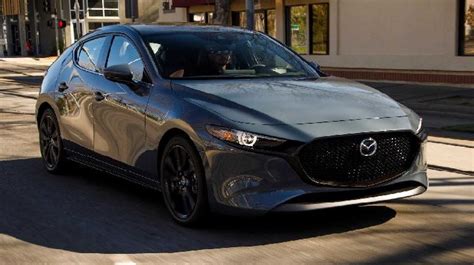 Mazda 3 2021: Thiết kế đẹp mê ly, sẽ trang bị động cơ Turbo | Giao ...