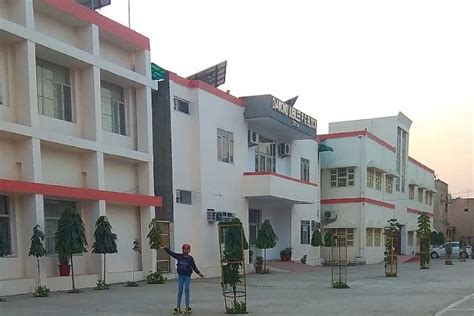 RKSD College Kaithal Campus: Photos, Virtual Tour