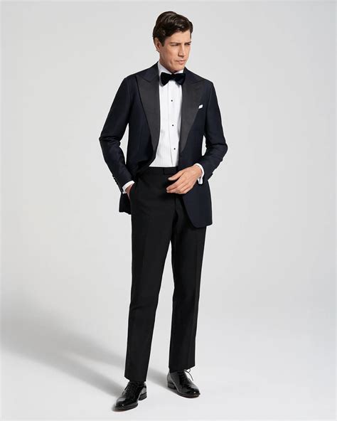Black Tie Attire: Guide to black tie dress code for men