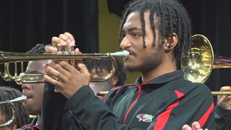 More than music, MLK Jr. High school prioritizes music programs to aid ...