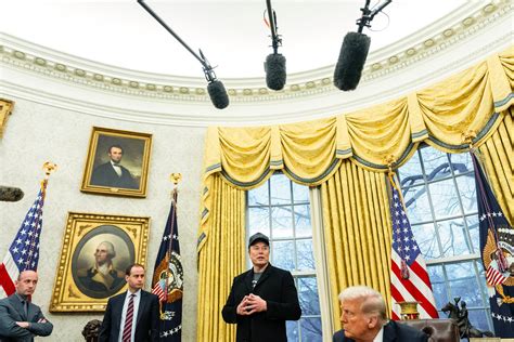 DOGE’s Only Public Ledger Is Riddled With Mistakes - The New York Times