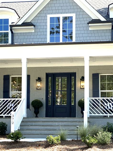 36 Exterior Paint Colors That'll Boost Your Home's Curb Appeal in 2025 ...